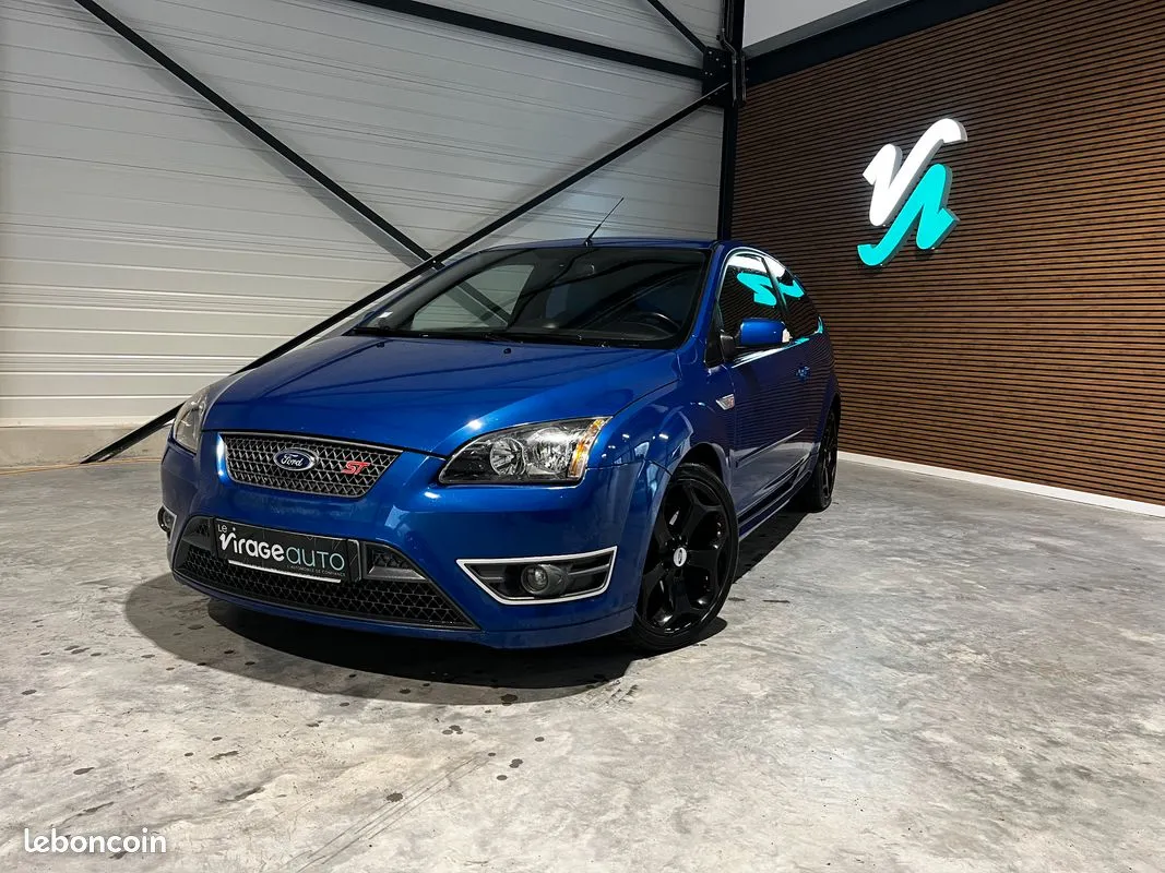 Image principale de Ford Focus MK2 ST225 Coupé 2.5L 225cv
