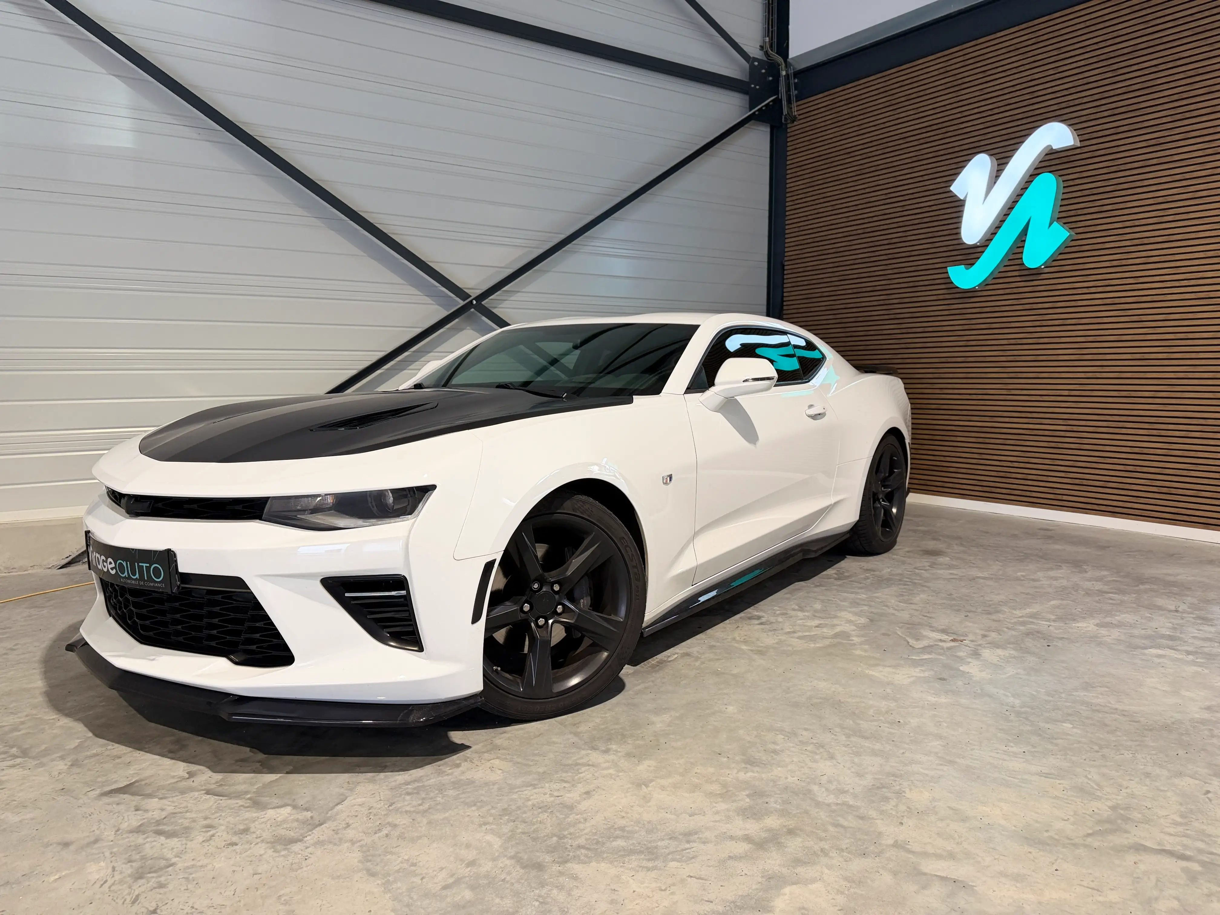 Image principale de Chevrolet Camaro SS 6.2 V8 453 cv 