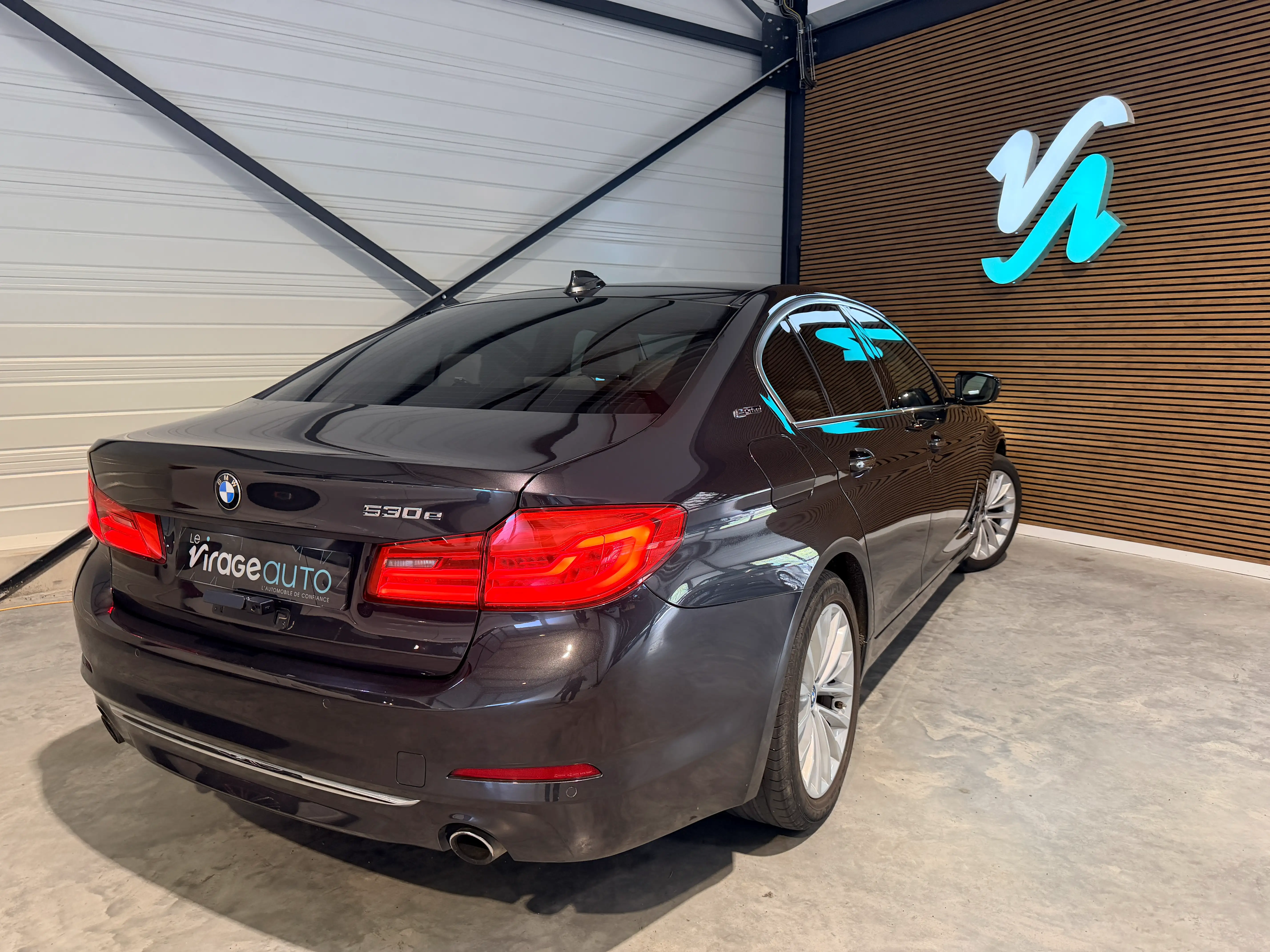 Image secondaire de Bmw Série 5 530eA iPerformance 252ch Luxury