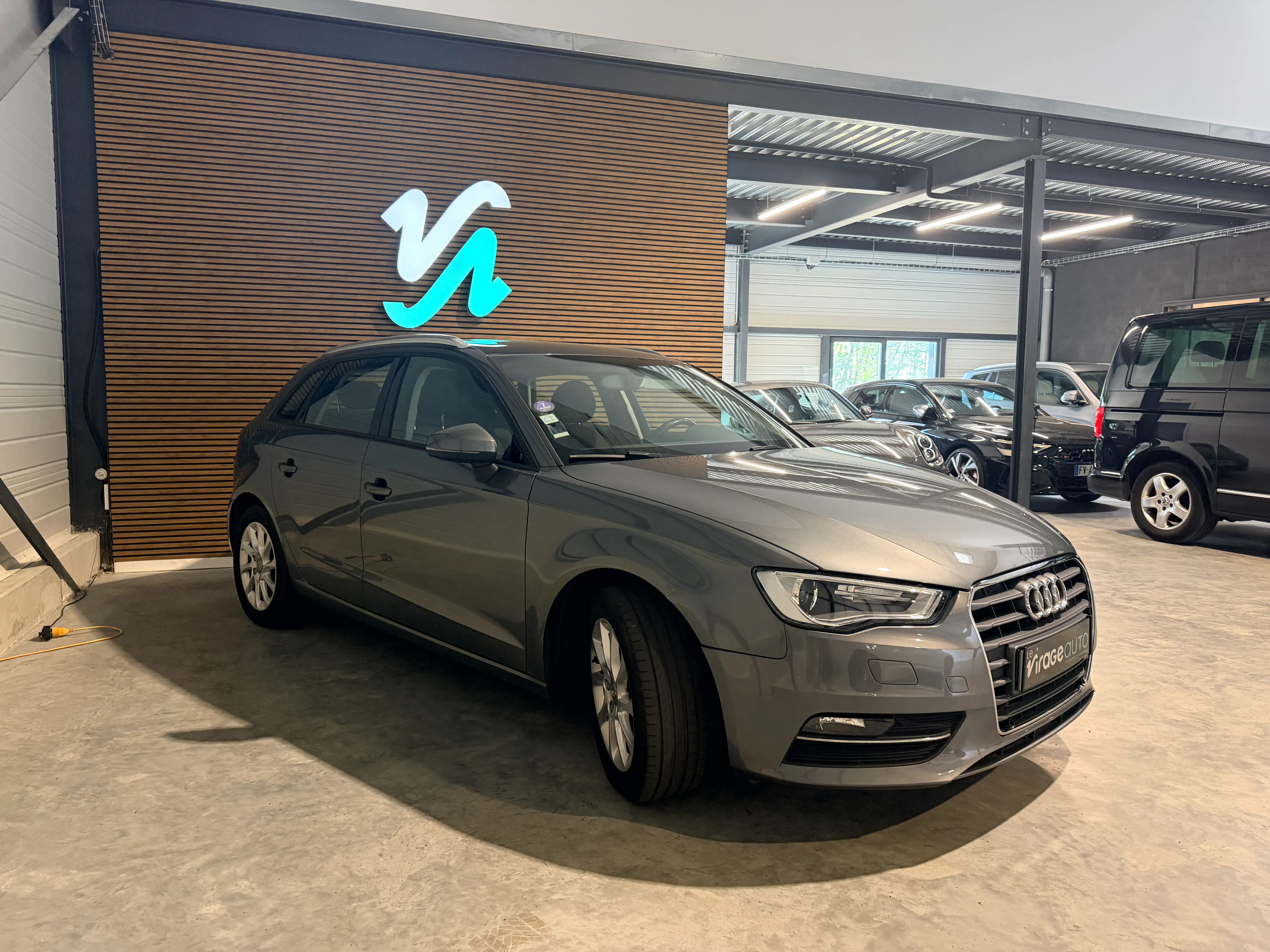 Image secondaire de Audi A3 - 1.4 TFSI - 122 cv - Boite manuelle - Radar de recul - Xenon - Sieges Chauffants - GPS