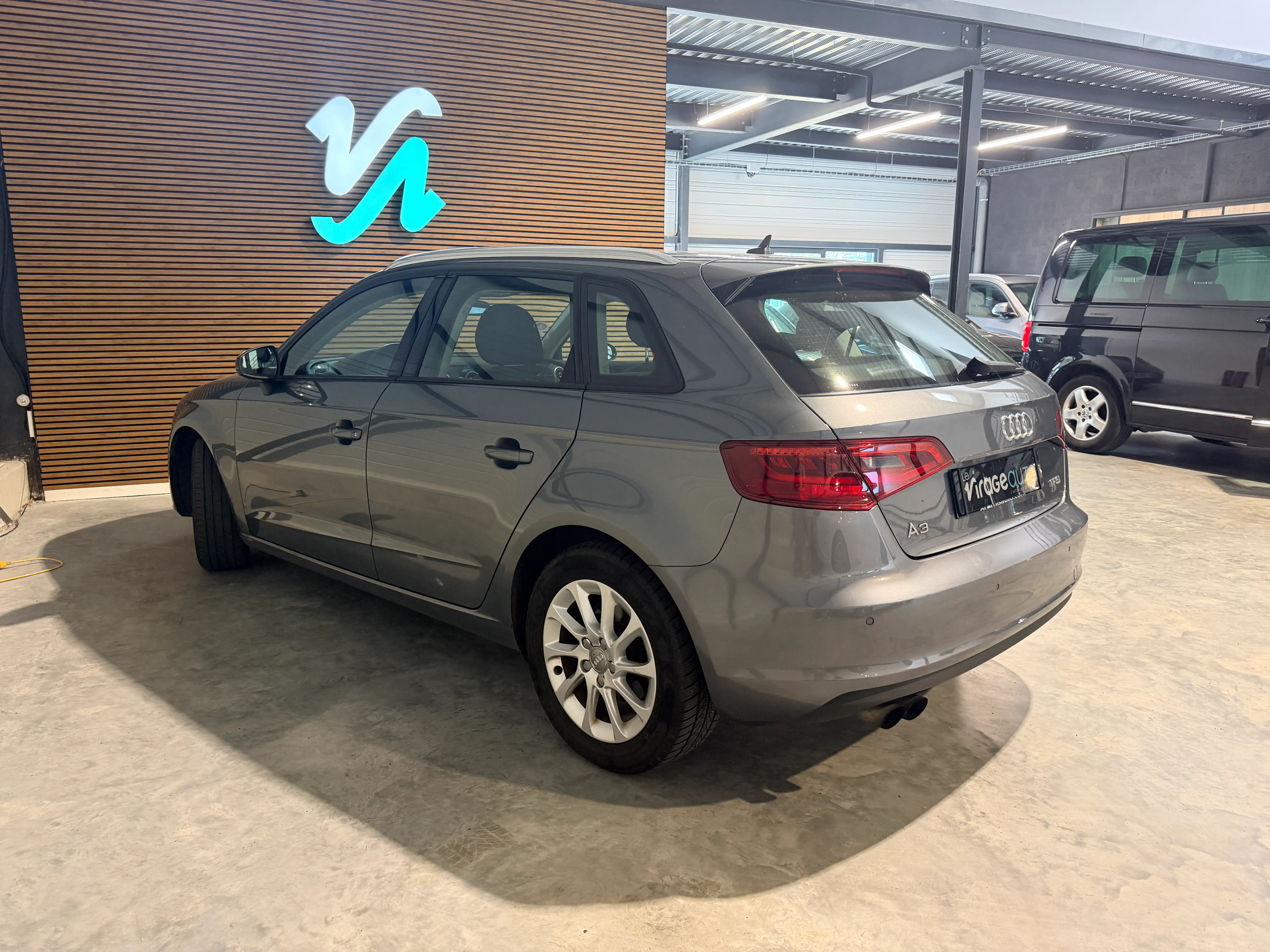 Image secondaire de Audi A3 - 1.4 TFSI - 122 cv - Boite manuelle - Radar de recul - Xenon - Sieges Chauffants - GPS