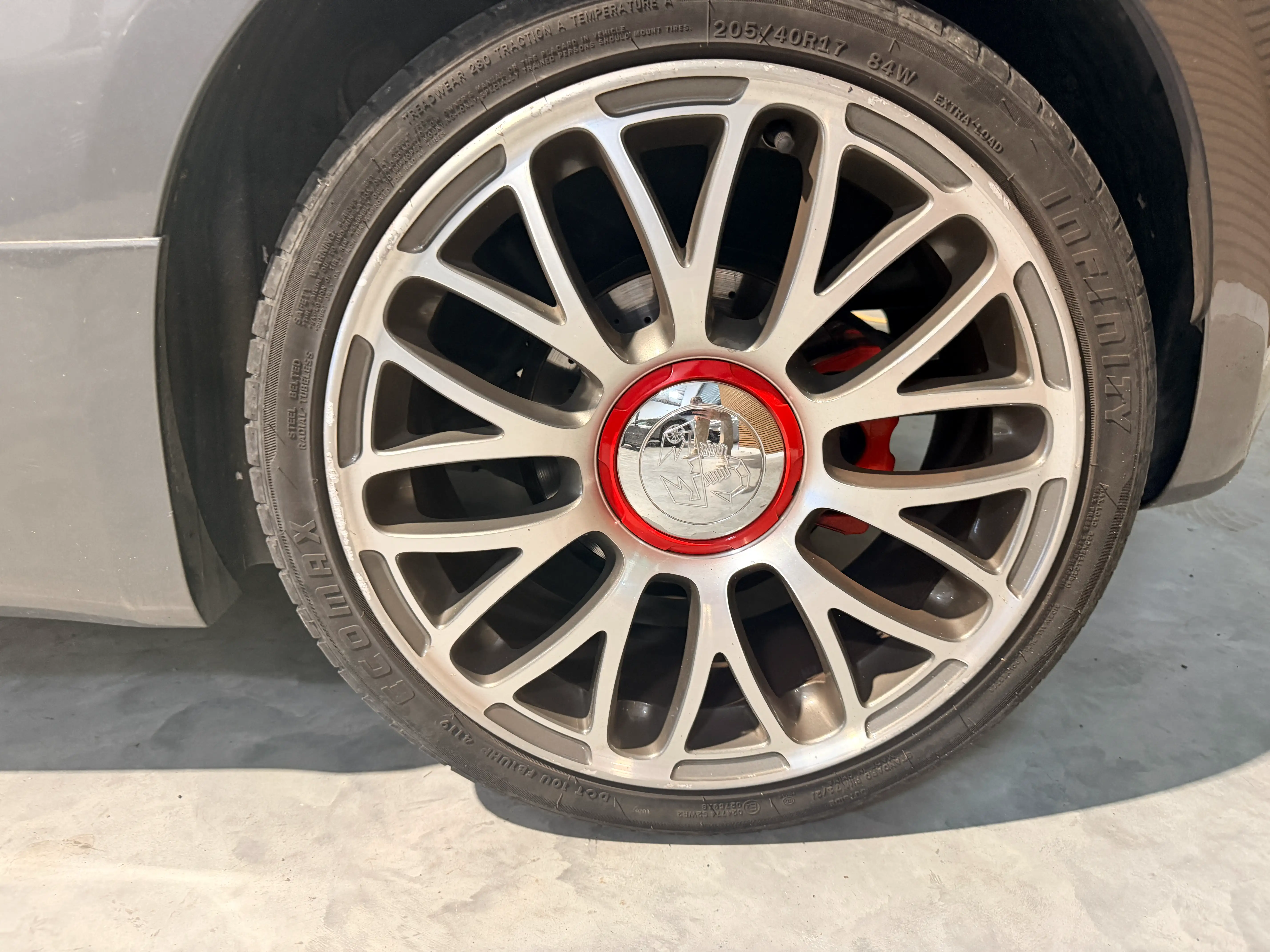 Image secondaire de Fiat 500C Abarth - Cabriolet - 595 Turismo - 160 cv - Boite Automatique - Interieur Cuir Rouge - 110000 Km - 500