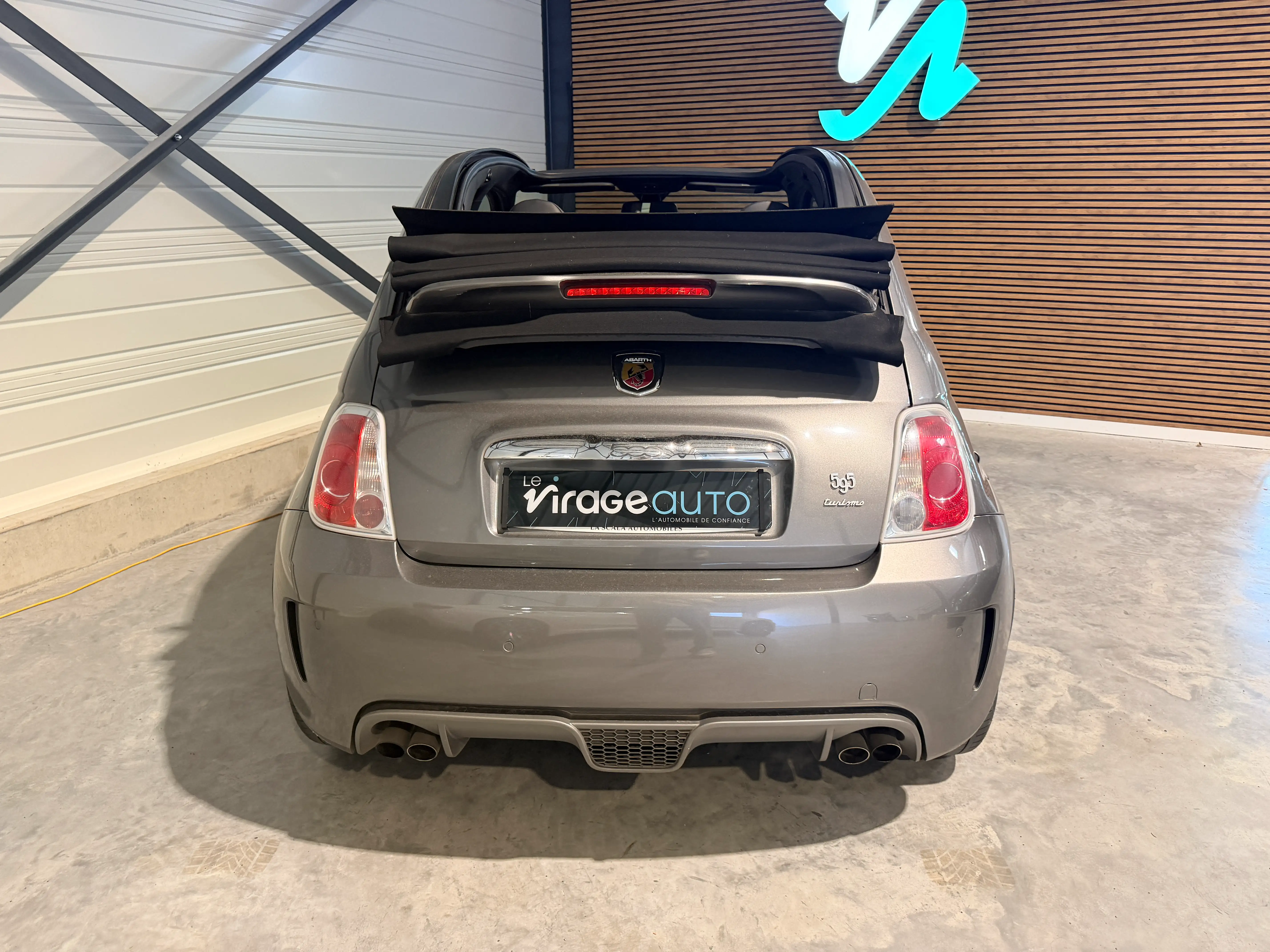 Image secondaire de Fiat 500C Abarth - Cabriolet - 595 Turismo - 160 cv - Boite Automatique - Interieur Cuir Rouge - 110000 Km - 500
