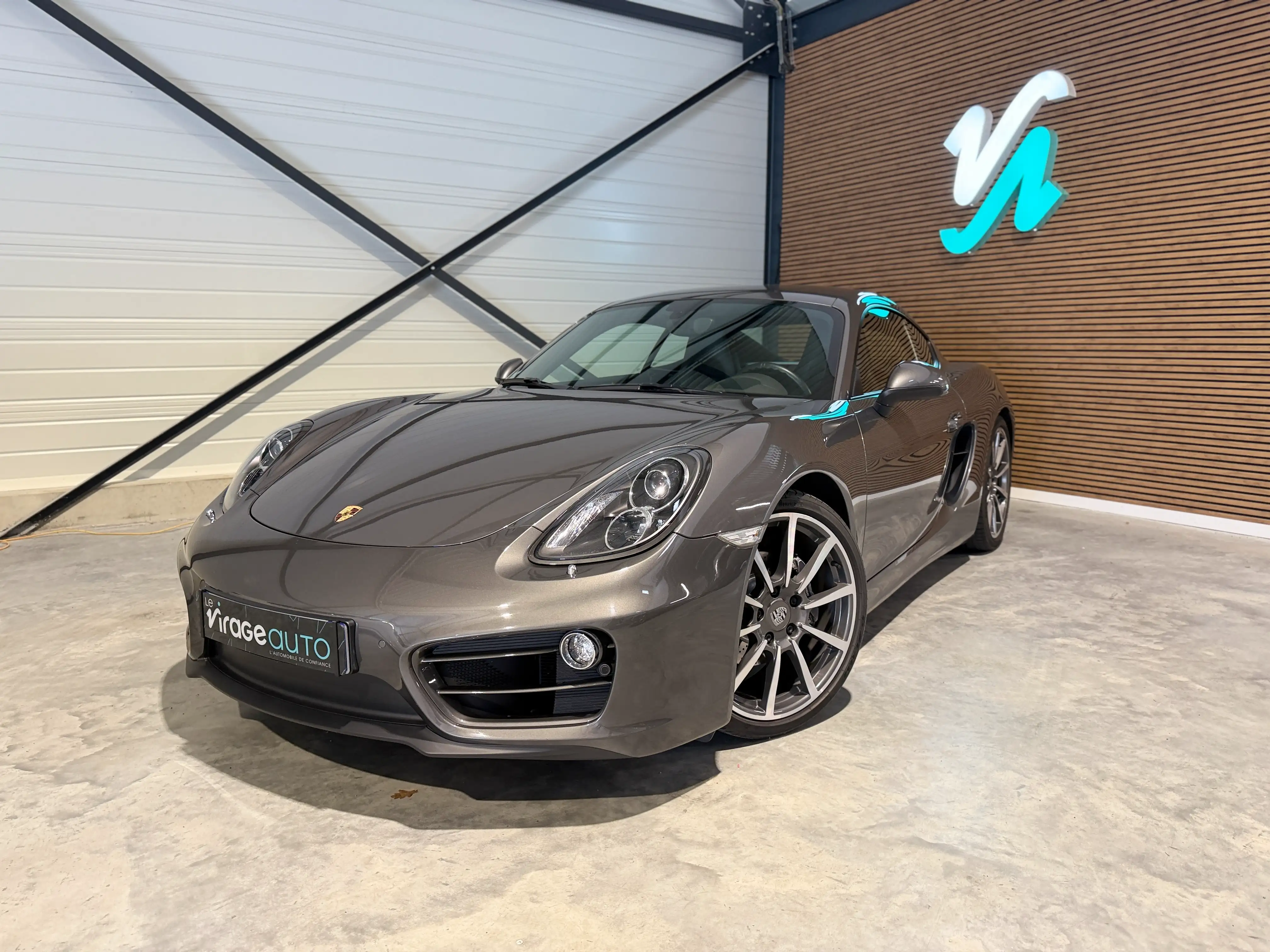 Image secondaire de Porsche Cayman 981 - 275 cv - PDK - 61000 Km - Siege chauffants - Echappement sport - Interieur Cuir - Xenon