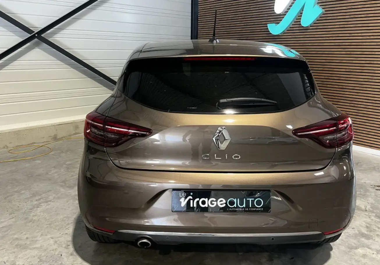 Image secondaire de RENAULT CLIO V 1.0 TCE - 100 cv - 2020 - Carplay - Boite manuelle - 59000 Km - Excellent état