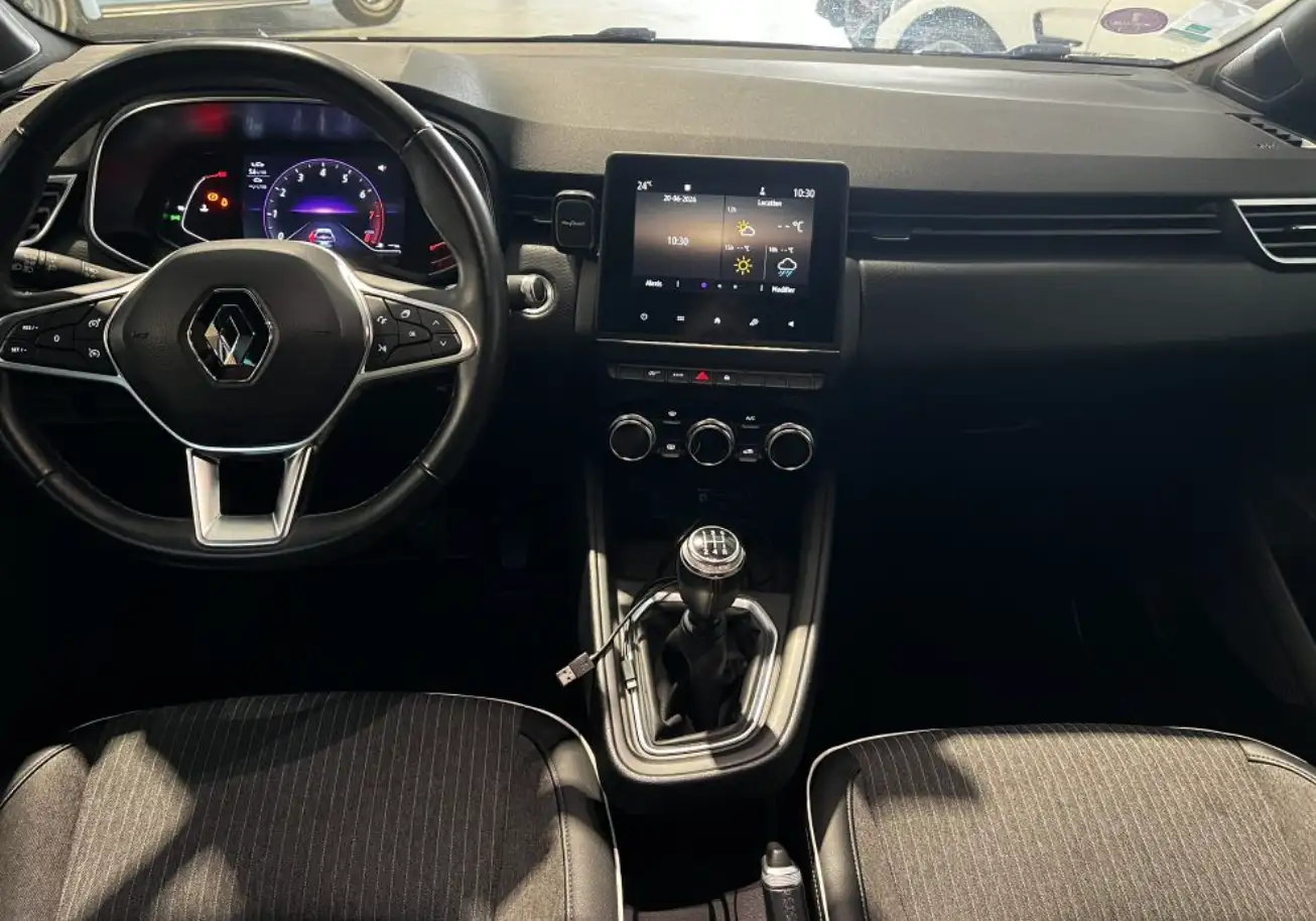 Image secondaire de RENAULT CLIO V 1.0 TCE - 100 cv - 2020 - Carplay - Boite manuelle - 59000 Km - Excellent état