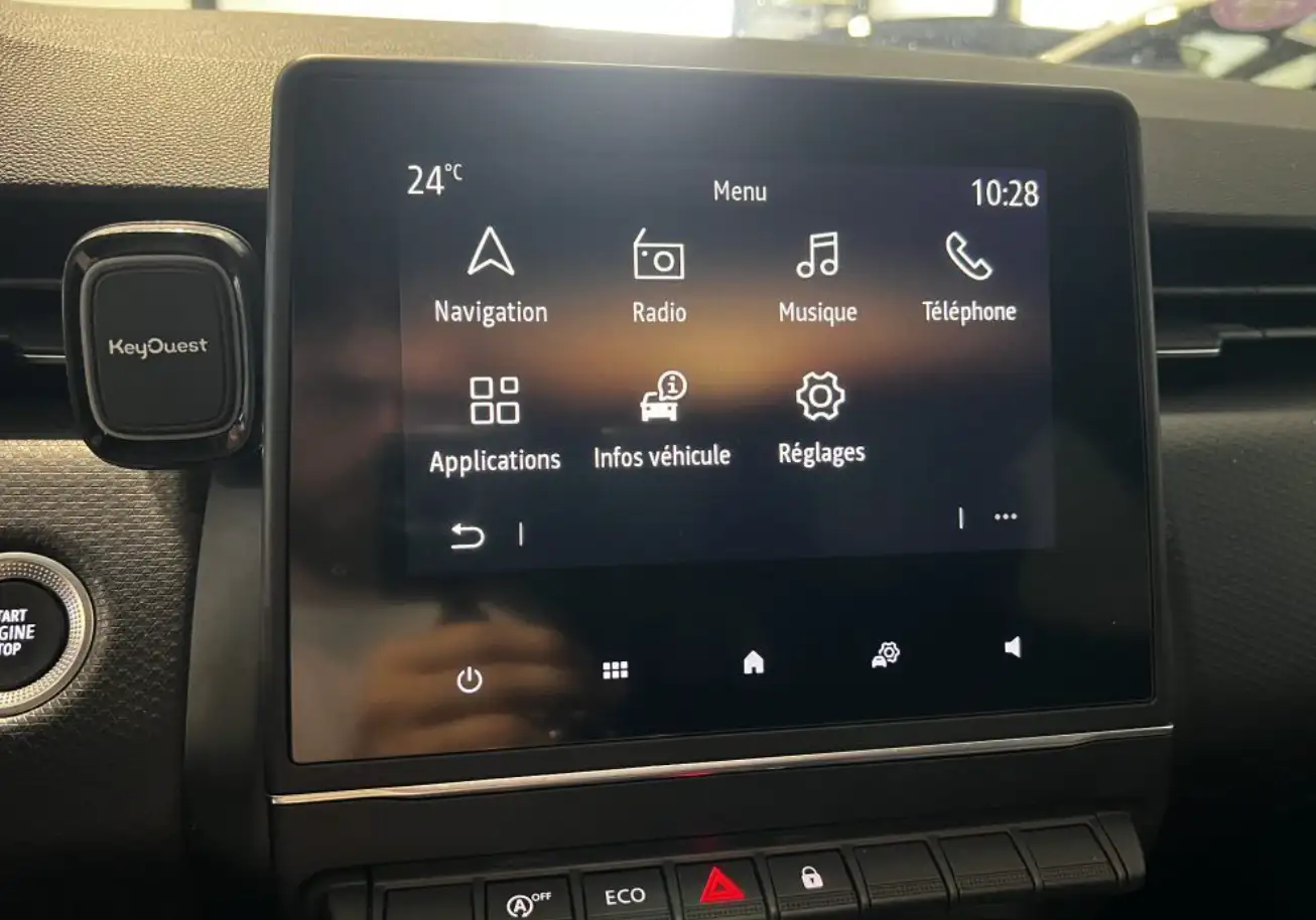Image secondaire de RENAULT CLIO V 1.0 TCE - 100 cv - 2020 - Carplay - Boite manuelle - 59000 Km - Excellent état