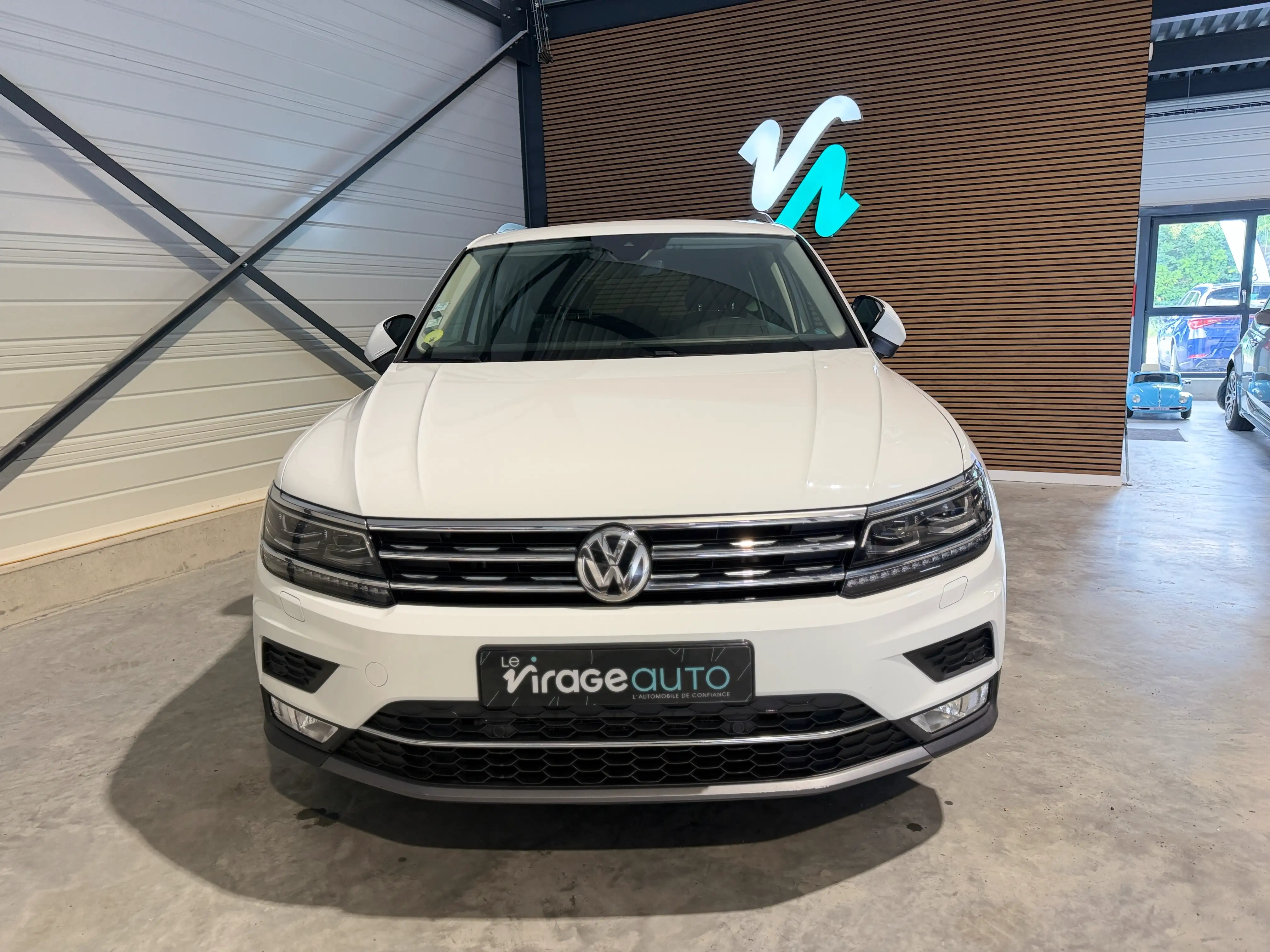 Image secondaire de Volkswagen Tiguan - 2.0 TDI - 2017 - Full Options - Boite Manuelle - 142 000 Km - Carat Exclusive