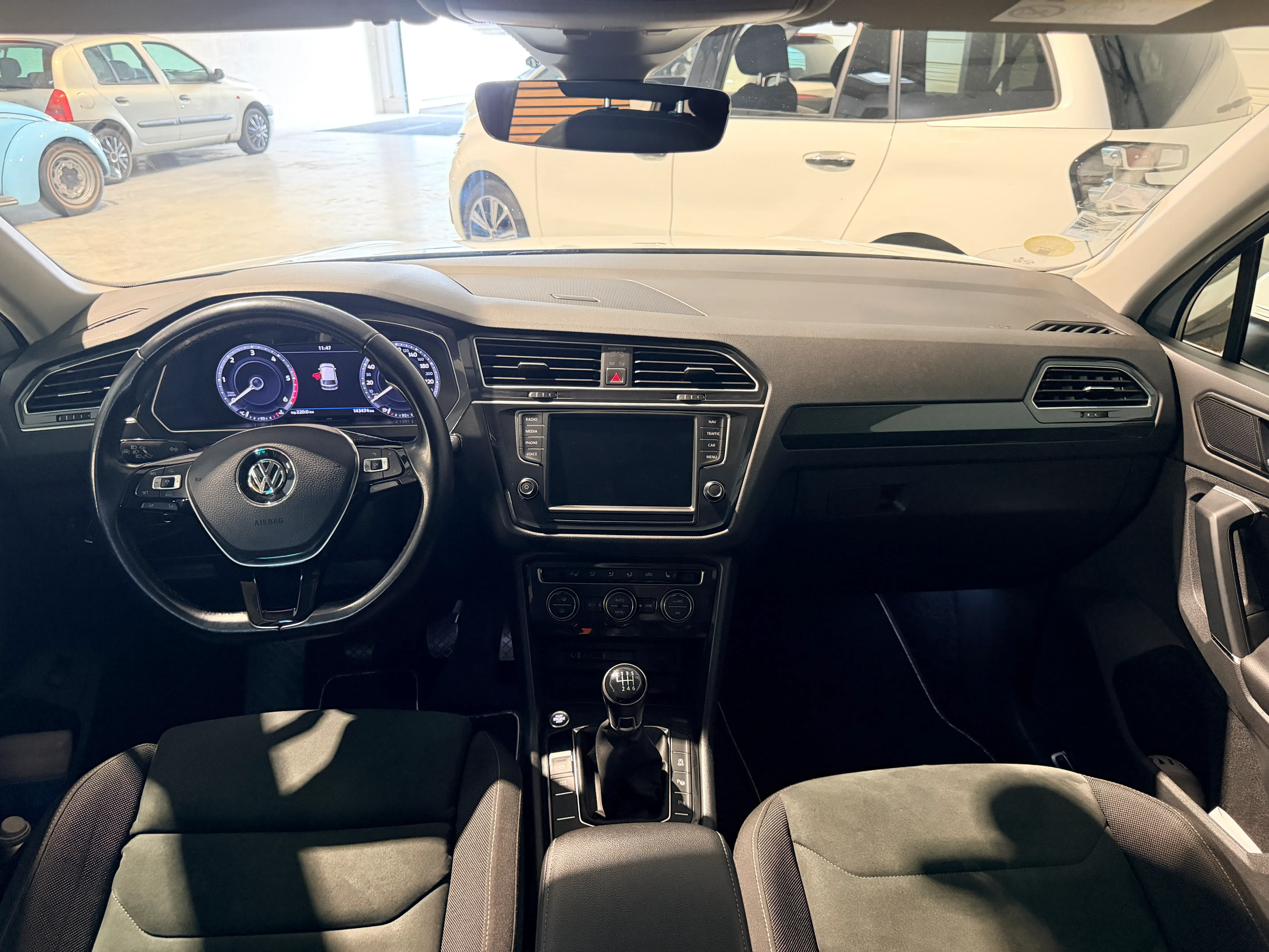 Image secondaire de Volkswagen Tiguan - 2.0 TDI - 2017 - Full Options - Boite Manuelle - 142 000 Km - Carat Exclusive