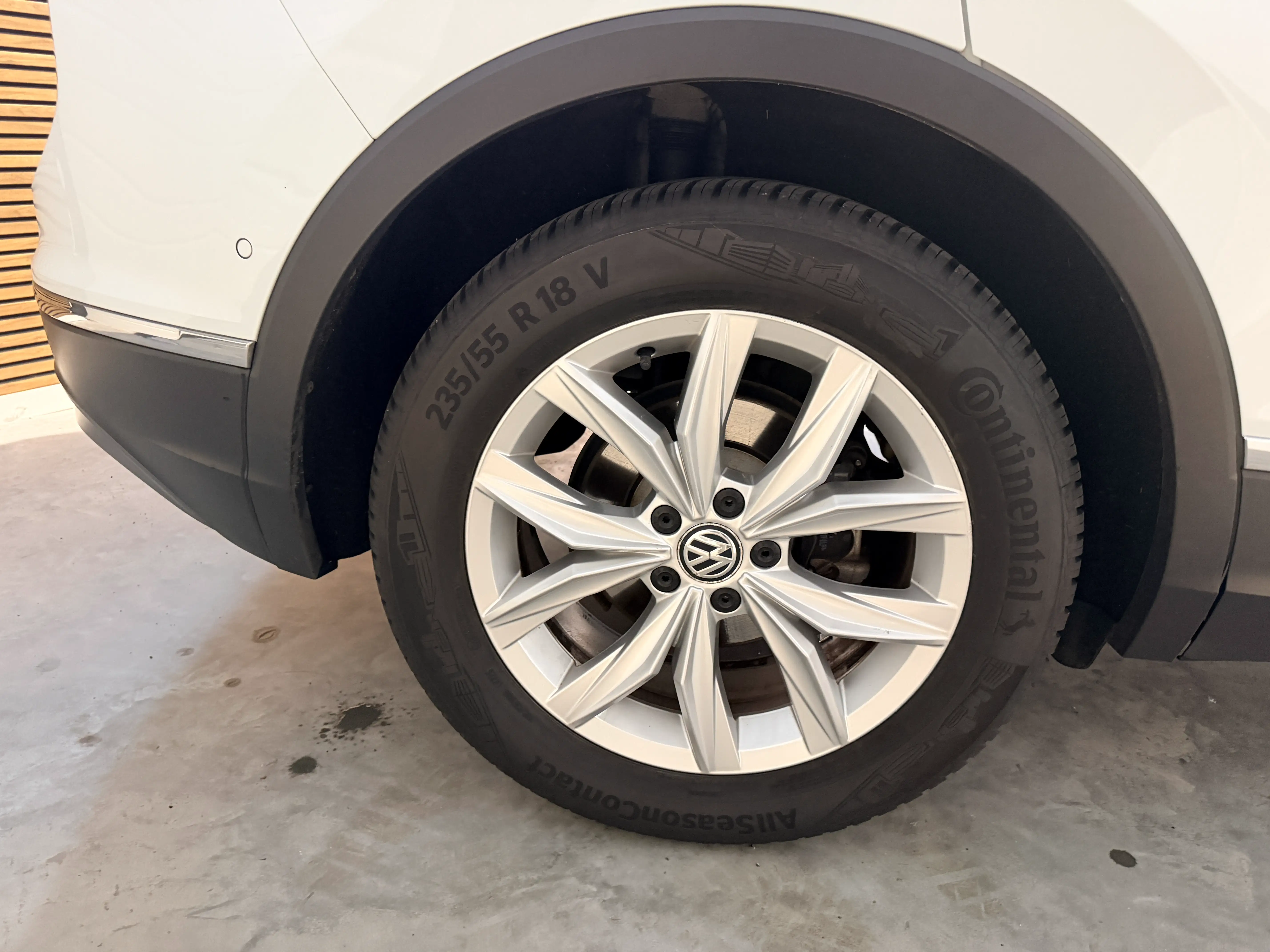Image secondaire de Volkswagen Tiguan - 2.0 TDI - 2017 - Full Options - Boite Manuelle - 142 000 Km - Carat Exclusive