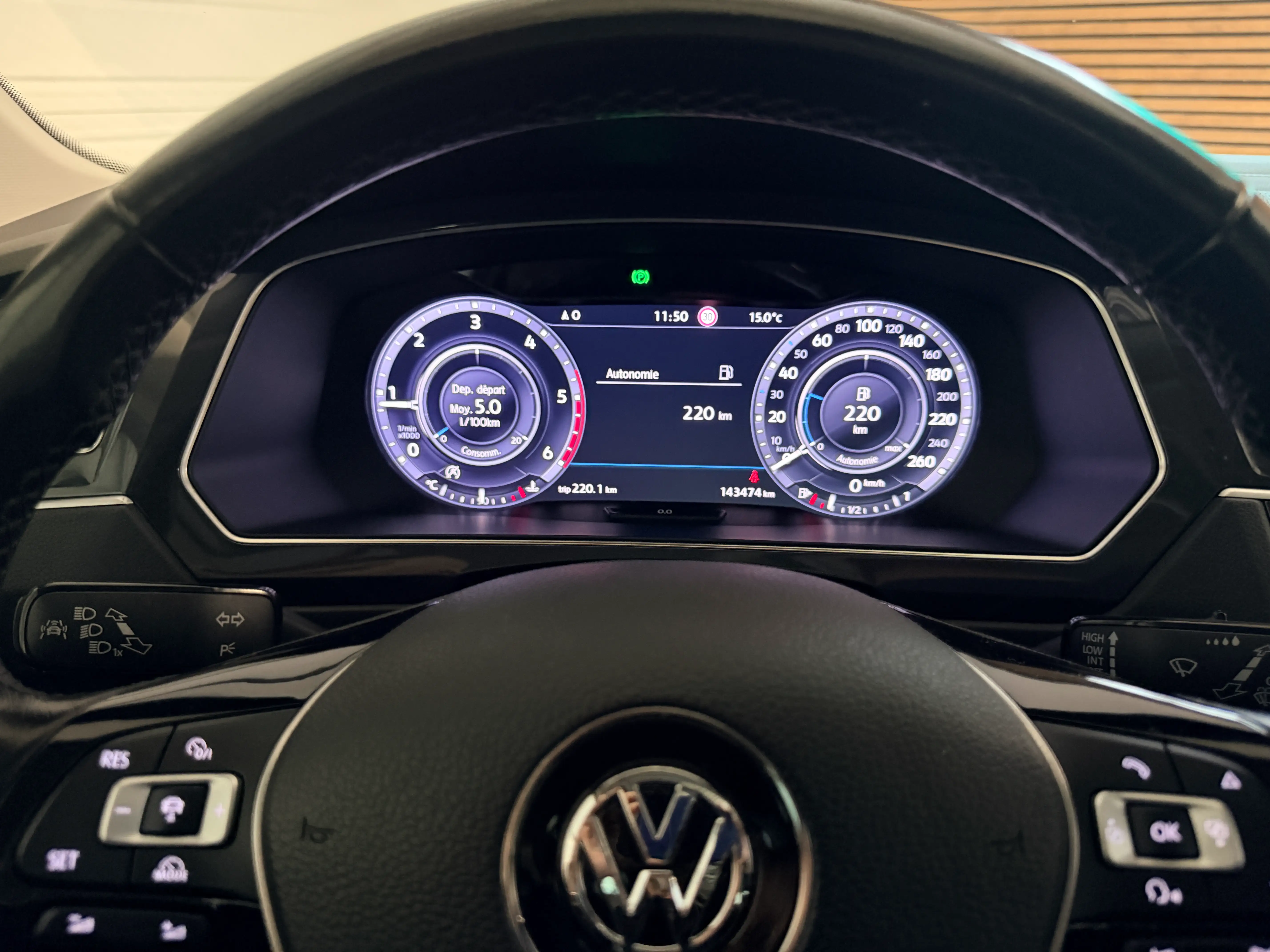 Image secondaire de Volkswagen Tiguan - 2.0 TDI - 2017 - Full Options - Boite Manuelle - 142 000 Km - Carat Exclusive