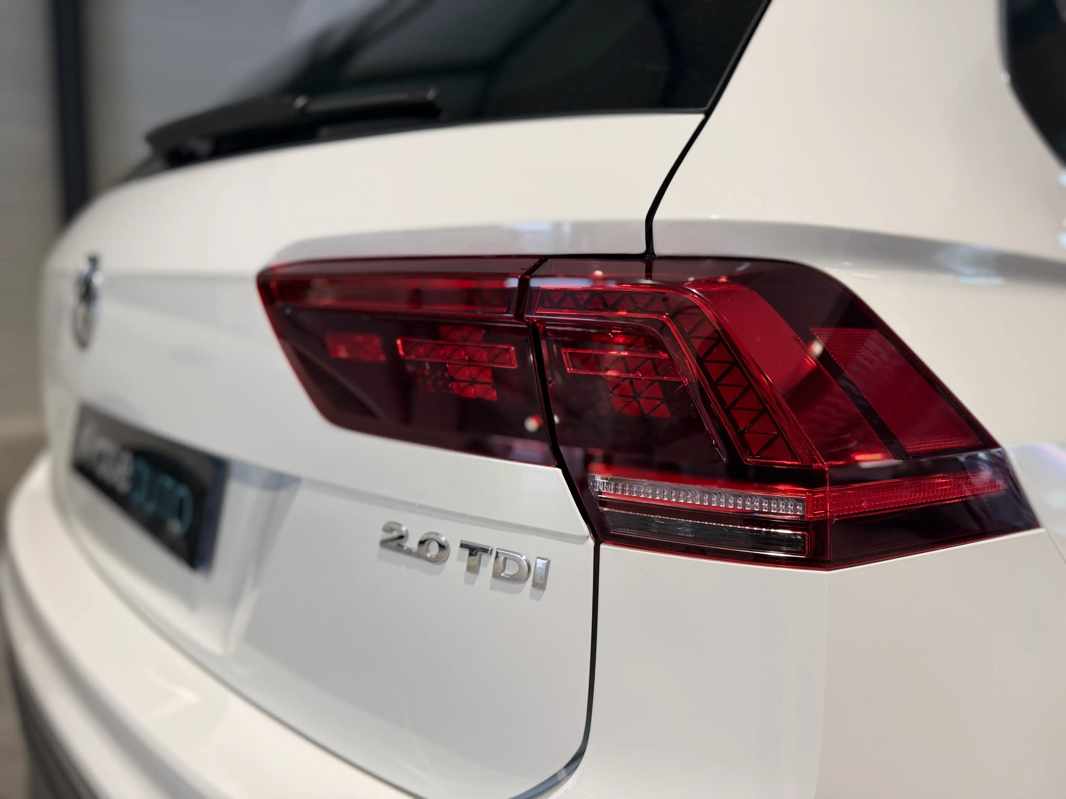 Image secondaire de Volkswagen Tiguan - 2.0 TDI - 2017 - Full Options - Boite Manuelle - 142 000 Km - Carat Exclusive
