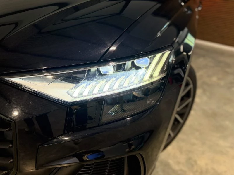 Image secondaire de AUDI Q8 - 55 TFSI - 3.0 V6 - 340 - AVUS EXTENDED - Full options - Quattro - 2019 - 84000 km