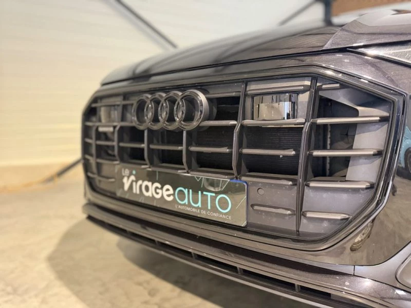 Image secondaire de AUDI Q8 - 55 TFSI - 3.0 V6 - 340 - AVUS EXTENDED - Full options - Quattro - 2019 - 84000 km