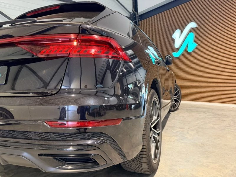 Image secondaire de AUDI Q8 - 55 TFSI - 3.0 V6 - 340 - AVUS EXTENDED - Full options - Quattro - 2019 - 84000 km