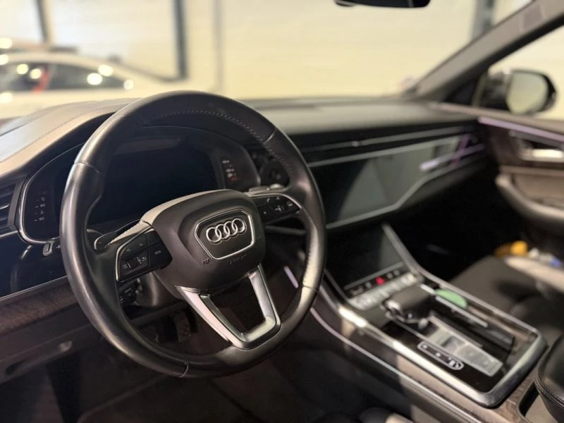 Image secondaire de AUDI Q8 - 55 TFSI - 3.0 V6 - 340 - AVUS EXTENDED - Full options - Quattro - 2019 - 84000 km