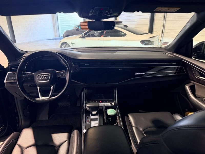 Image secondaire de AUDI Q8 - 55 TFSI - 3.0 V6 - 340 - AVUS EXTENDED - Full options - Quattro - 2019 - 84000 km