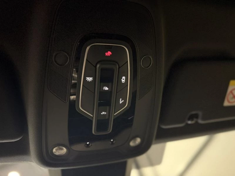 Image secondaire de AUDI Q8 - 55 TFSI - 3.0 V6 - 340 - AVUS EXTENDED - Full options - Quattro - 2019 - 84000 km