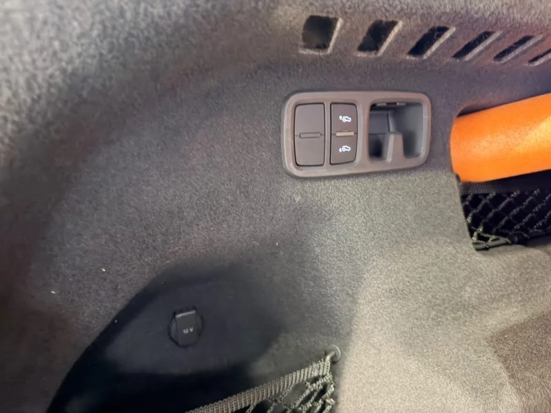Image secondaire de AUDI Q8 - 55 TFSI - 3.0 V6 - 340 - AVUS EXTENDED - Full options - Quattro - 2019 - 84000 km