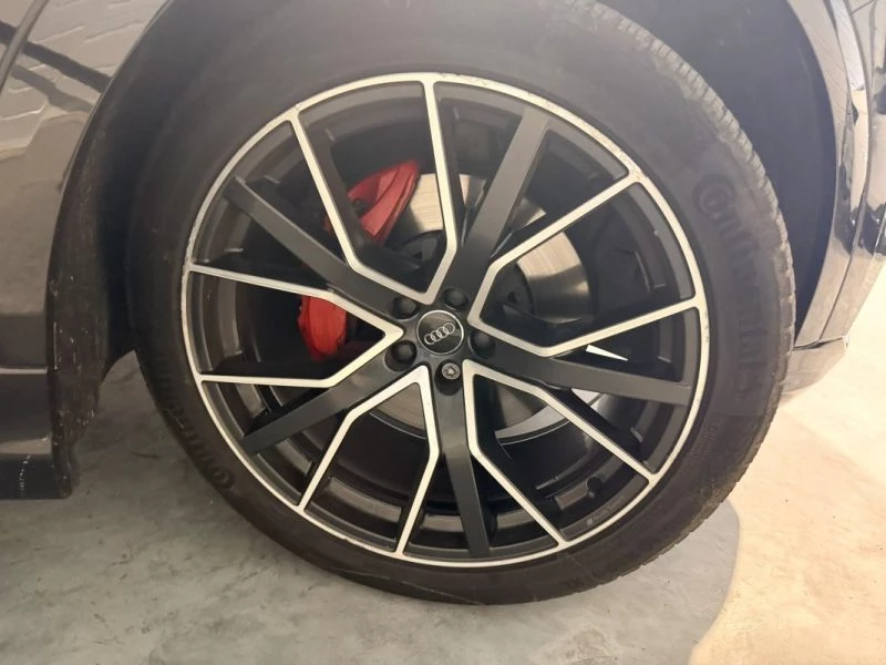 Image secondaire de AUDI Q8 - 55 TFSI - 3.0 V6 - 340 - AVUS EXTENDED - Full options - Quattro - 2019 - 84000 km