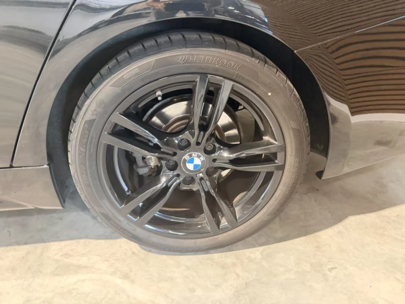 Image secondaire de BMW SERIE 3 - 318DA - 143 cv - 2016 - Pack M Sport - 176 000 KM