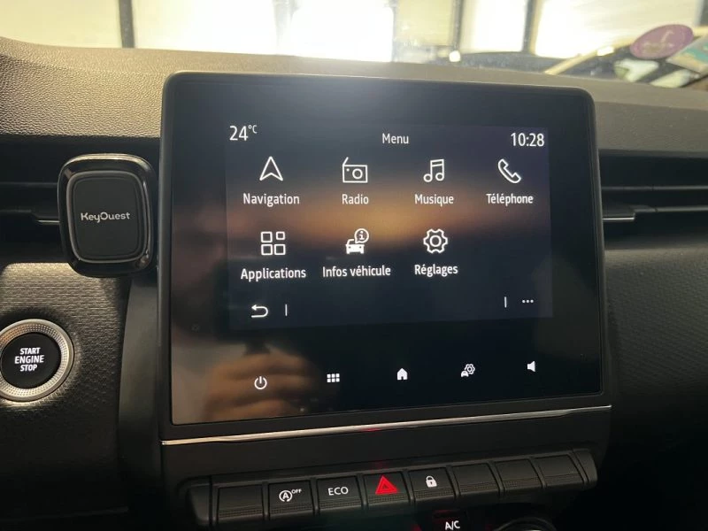 Image secondaire de RENAULT CLIO V 1.0 TCE - 100 cv - 2020 - Carplay - Boite manuelle - 59000 Km - Excellent état