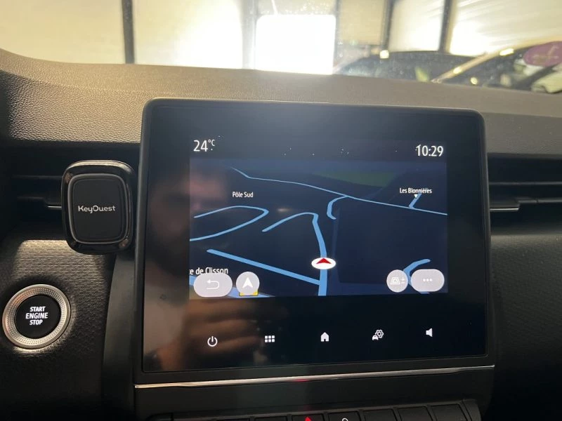 Image secondaire de RENAULT CLIO V 1.0 TCE - 100 cv - 2020 - Carplay - Boite manuelle - 59000 Km - Excellent état