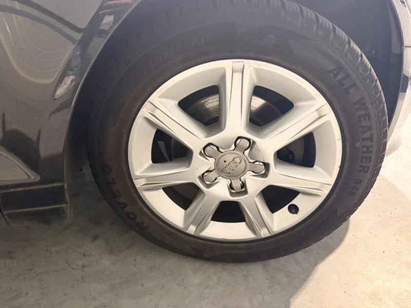 Image secondaire de AUDI A3 SPORTBACK - 1.6 TDI 105cv - 2009 - Radar de recul - Régulateur de vitesse