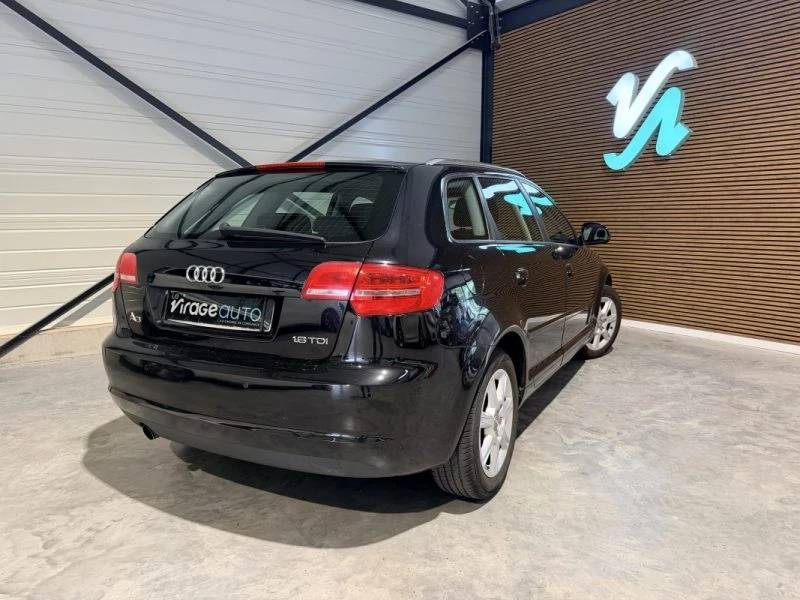 Image secondaire de AUDI A3 SPORTBACK - 1.6 TDI 105cv - 2009 - Radar de recul - Régulateur de vitesse