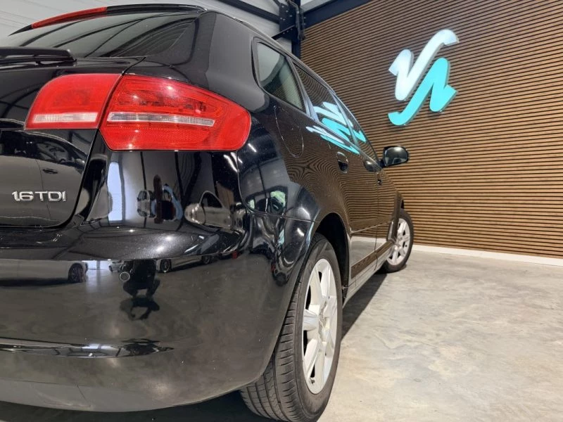Image secondaire de AUDI A3 SPORTBACK - 1.6 TDI 105cv - 2009 - Radar de recul - Régulateur de vitesse