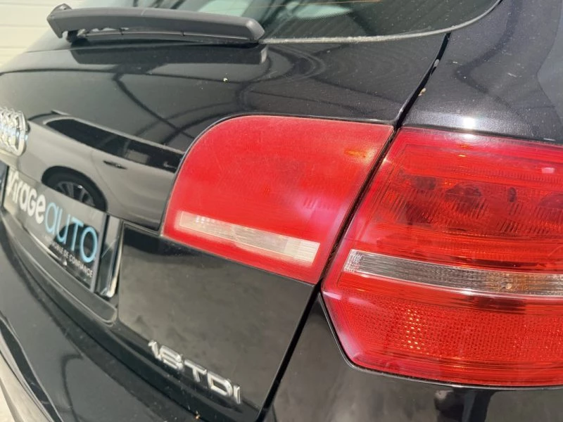 Image secondaire de AUDI A3 SPORTBACK - 1.6 TDI 105cv - 2009 - Radar de recul - Régulateur de vitesse