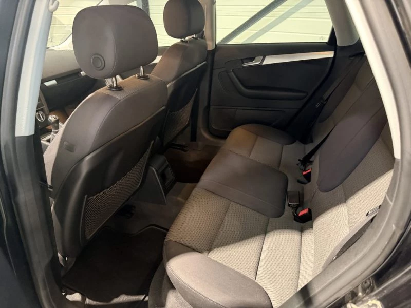 Image secondaire de AUDI A3 SPORTBACK - 1.6 TDI 105cv - 2009 - Radar de recul - Régulateur de vitesse