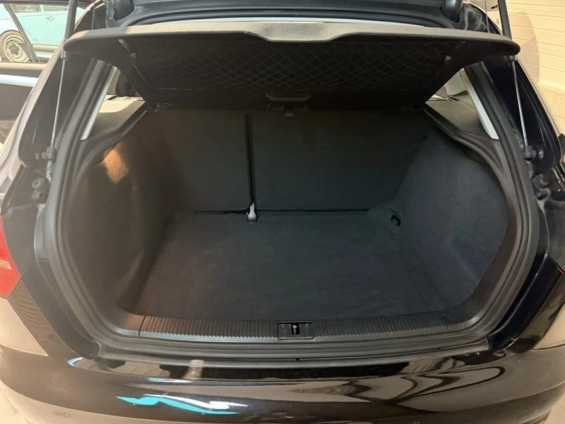 Image secondaire de AUDI A3 SPORTBACK - 1.6 TDI 105cv - 2009 - Radar de recul - Régulateur de vitesse