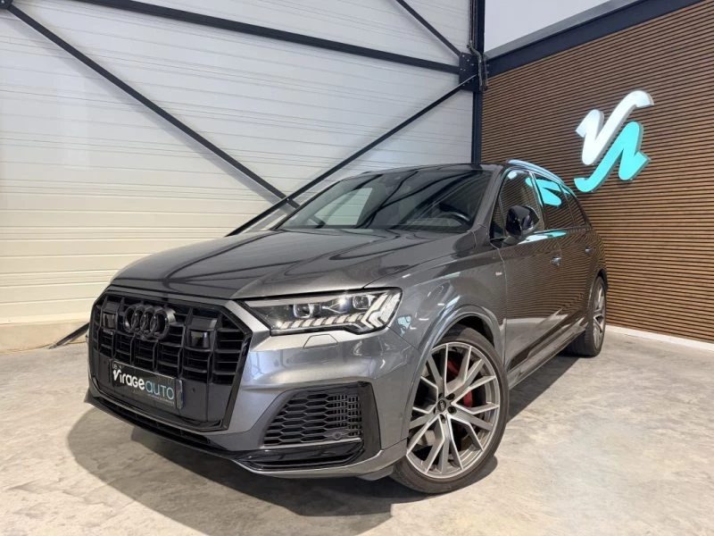 Image principale de AUDI Q7 - 60 TFSI E - 462 cv - Hybride - S TRONIC - 2021 - Caméra 360 - CarPlay - Attelage