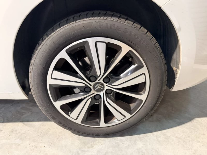 Image secondaire de CITROEN C4 GRAND PICASSO - 2L BLUEHDI - 150 - SHINE - 2017 - Siège Chauffant - 7 places - Caméra 360