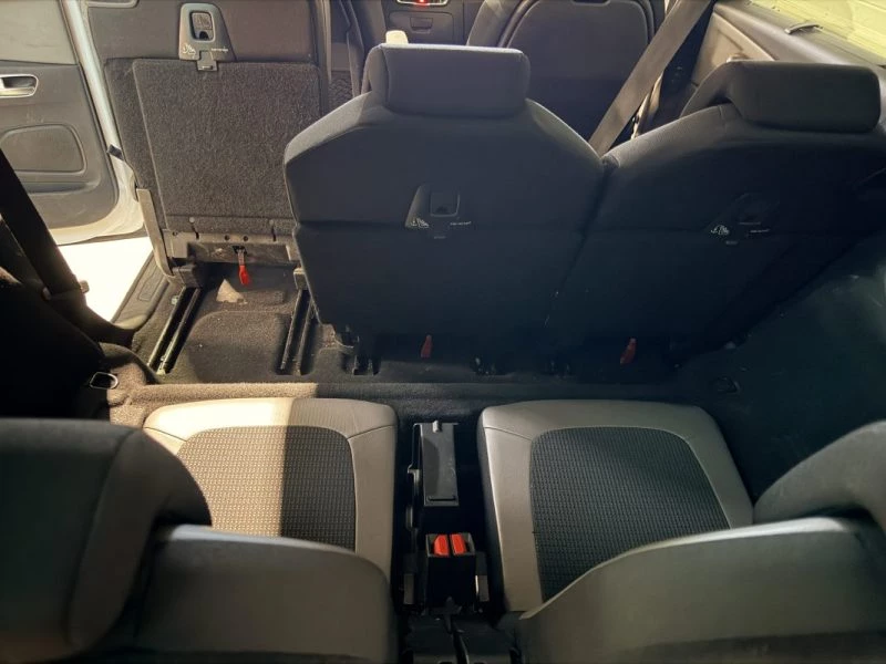 Image secondaire de CITROEN C4 GRAND PICASSO - 2L BLUEHDI - 150 - SHINE - 2017 - Siège Chauffant - 7 places - Caméra 360