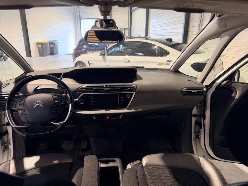 Image secondaire de CITROEN C4 GRAND PICASSO - 2L BLUEHDI - 150 - SHINE - 2017 - Siège Chauffant - 7 places - Caméra 360