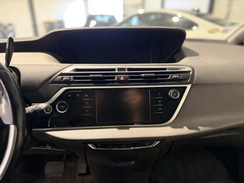 Image secondaire de CITROEN C4 GRAND PICASSO - 2L BLUEHDI - 150 - SHINE - 2017 - Siège Chauffant - 7 places - Caméra 360