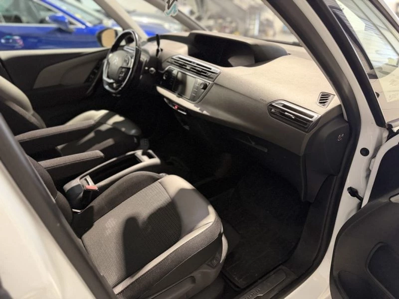 Image secondaire de CITROEN C4 GRAND PICASSO - 2L BLUEHDI - 150 - SHINE - 2017 - Siège Chauffant - 7 places - Caméra 360