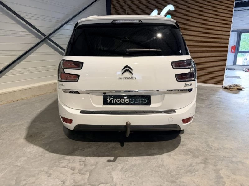 Image secondaire de CITROEN C4 GRAND PICASSO - 2L BLUEHDI - 150 - SHINE - 2017 - Siège Chauffant - 7 places - Caméra 360