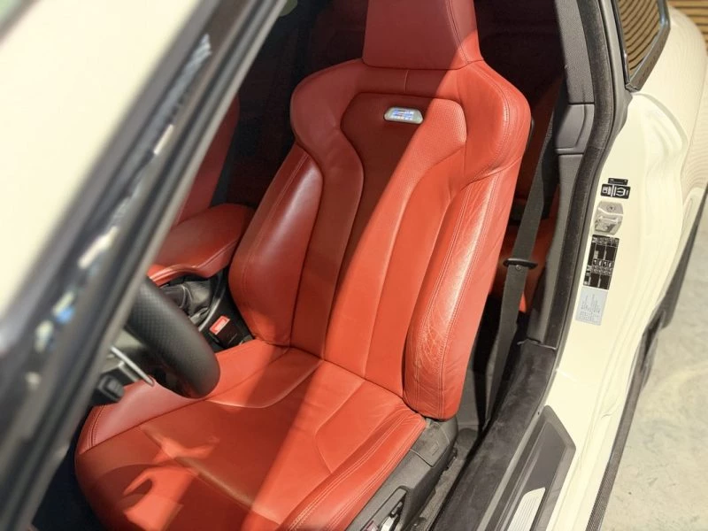 Image secondaire de BMW M4 431cv DKG 2016 - CarPlay - Caméra 360 - Harman Kardon - Sièges & Volant chauffant