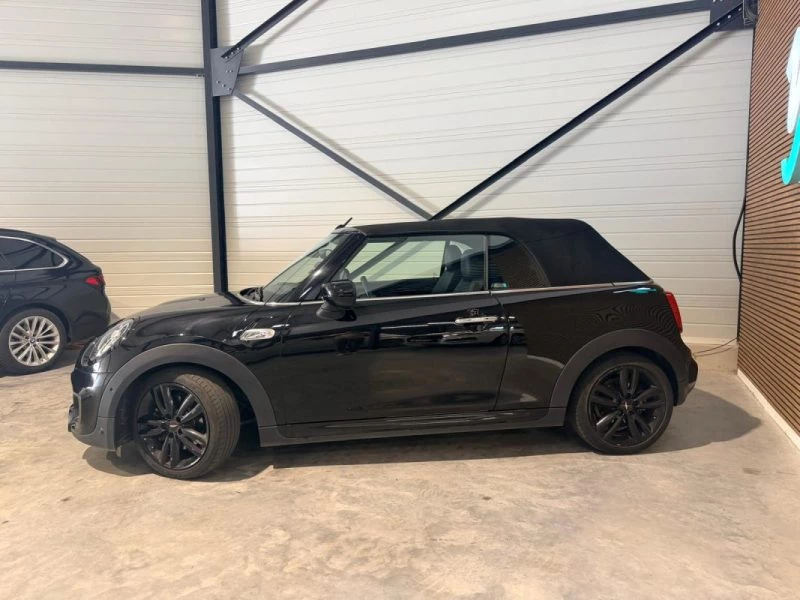 Image secondaire de MINI COOPER S - JCW - Cabriolet - 192 CV - DKG - Cuir/Alcantara - 91000 km