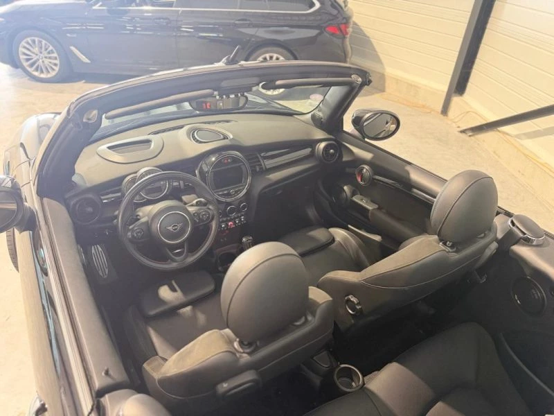 Image secondaire de MINI COOPER S - JCW - Cabriolet - 192 CV - DKG - Cuir/Alcantara - 91000 km