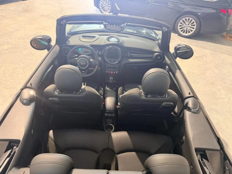 Image secondaire de MINI COOPER S - JCW - Cabriolet - 192 CV - DKG - Cuir/Alcantara - 91000 km
