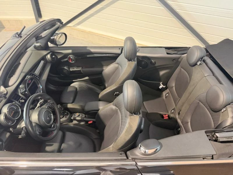 Image secondaire de MINI COOPER S - JCW - Cabriolet - 192 CV - DKG - Cuir/Alcantara - 91000 km