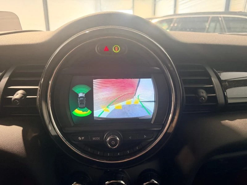 Image secondaire de MINI COOPER S - JCW - Cabriolet - 192 CV - DKG - Cuir/Alcantara - 91000 km