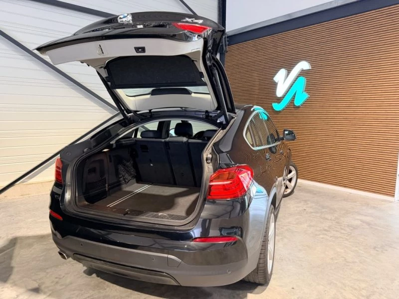 Image secondaire de BMW X4 - 20D - LOUNGE PLUS - Siège cuir - 2017 - 190 cv - 188000 Km
