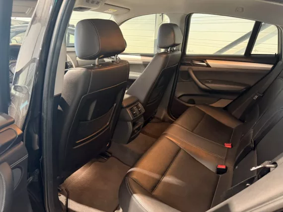 Image secondaire de BMW X4 20D Xdrive Lounge Plus BA