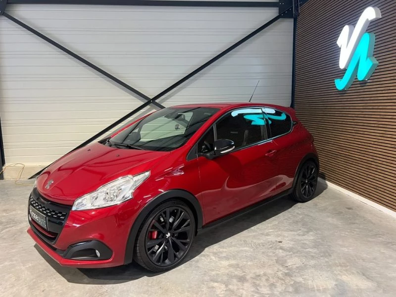 Image secondaire de PEUGEOT 208 GTI - 1.6 THP - 208 cv - BPS - 2018 - 156 000 Km - Carplay - Caméra de recul