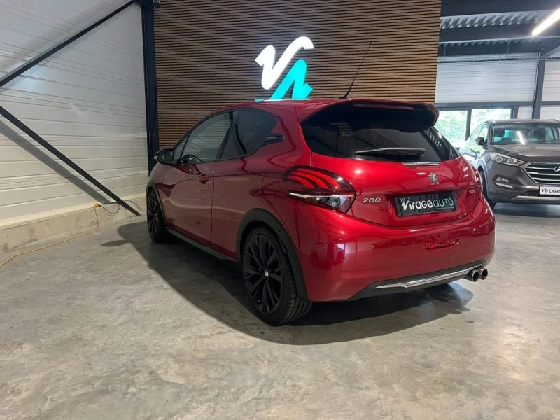 Image secondaire de PEUGEOT 208 GTI - 1.6 THP - 208 cv - BPS - 2018 - 156 000 Km - Carplay - Caméra de recul